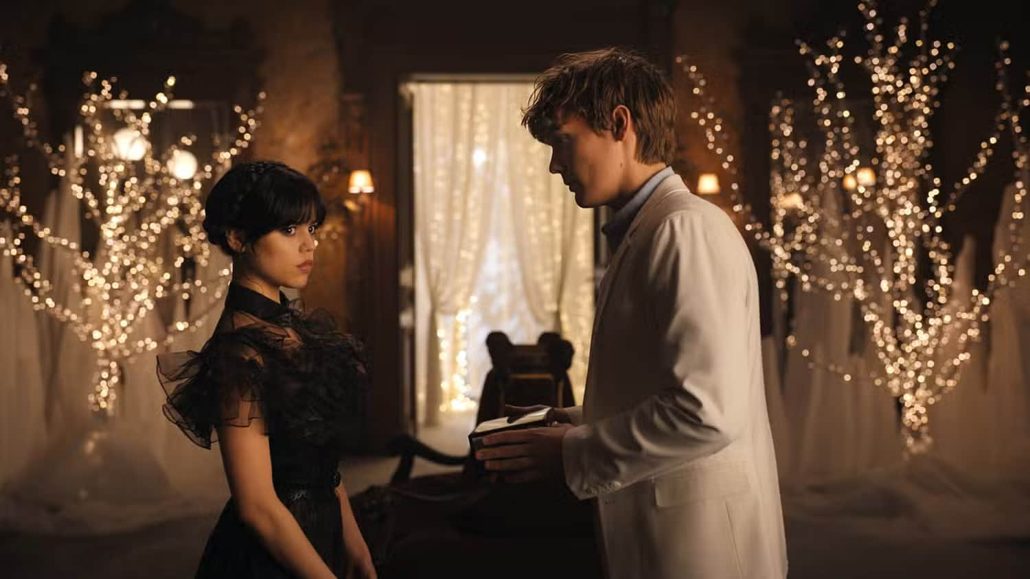 Jenna-Ortega-as-Wednesday-Addams-Hunter-Doohan-as-Tyler-Galpin-in-episode-104-of-Wednesday
