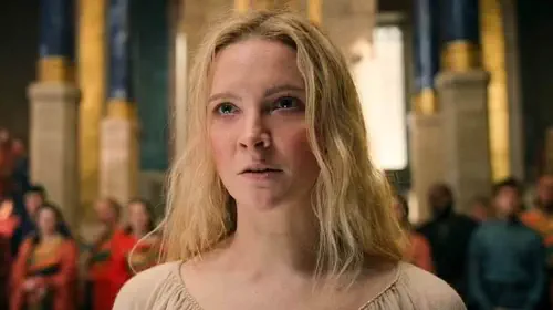 assets/The-Lord-of-the-Rings-The-Rings-of-Power-Morfydd-Clark-as-Galadriel-.jpeg
