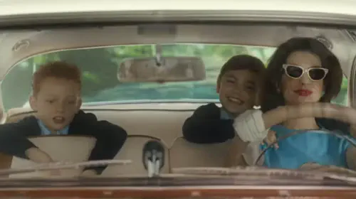 assets/anne-hathaway-driving-car-in-mothers-instinct.jpeg