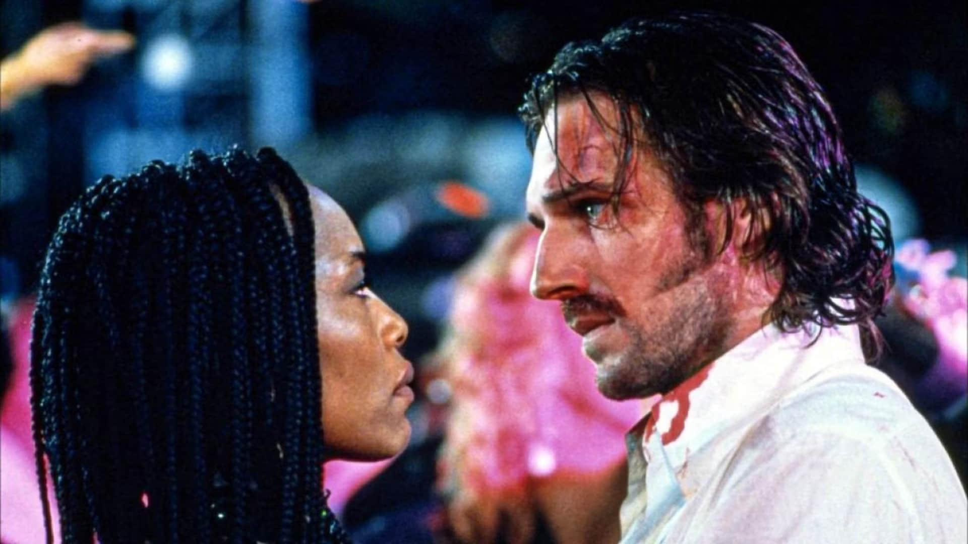 lenny-and-mace-looking-into-each-other-s-eyes-at-the-end-of-1995-s-strange-days