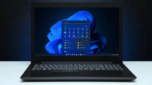assets/Windows-11-laptop-with-Start-menu-showing-front-hero-1.jpeg