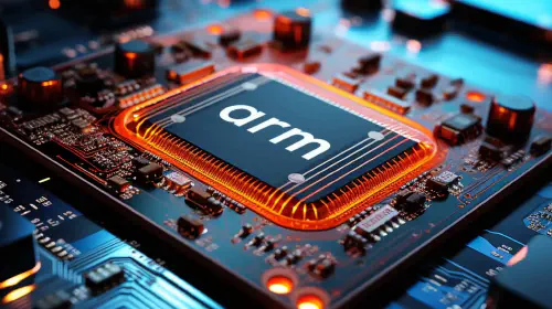 assets/Illustration-of-Arm-chip-in-motherboard-for-laptops-and-desktop-PCs-hero.jpeg
