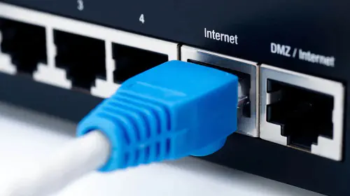 assets/LAN-Kabel-1.jpeg