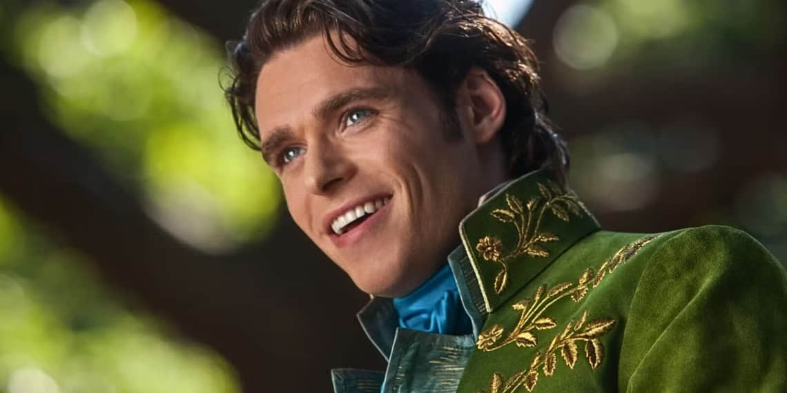 richard-madden-as-prince-charming-in-cinderella