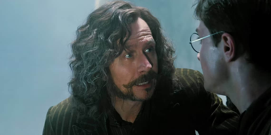 gary-oldman-talking-to-harry-as-sirius-black-in-harry-potter-and-the-order-of-the-phoenix