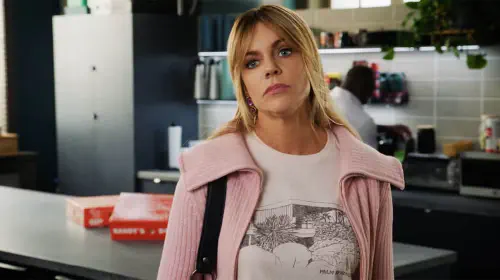 assets/kaitlin-oslon-in-high-potential-season-1-episode-7-looking-bored-1.jpeg