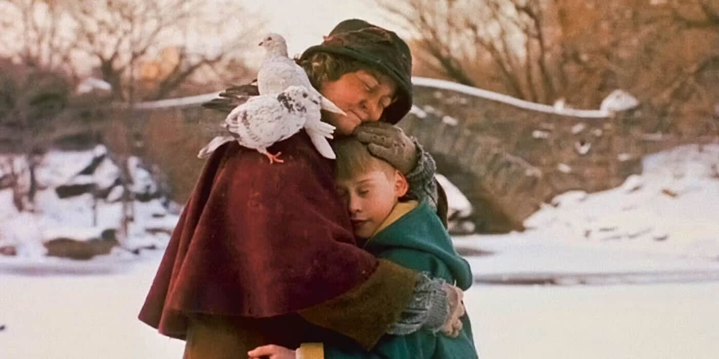 home-alone-2-s-pigeon-lady-and-kevin-hug