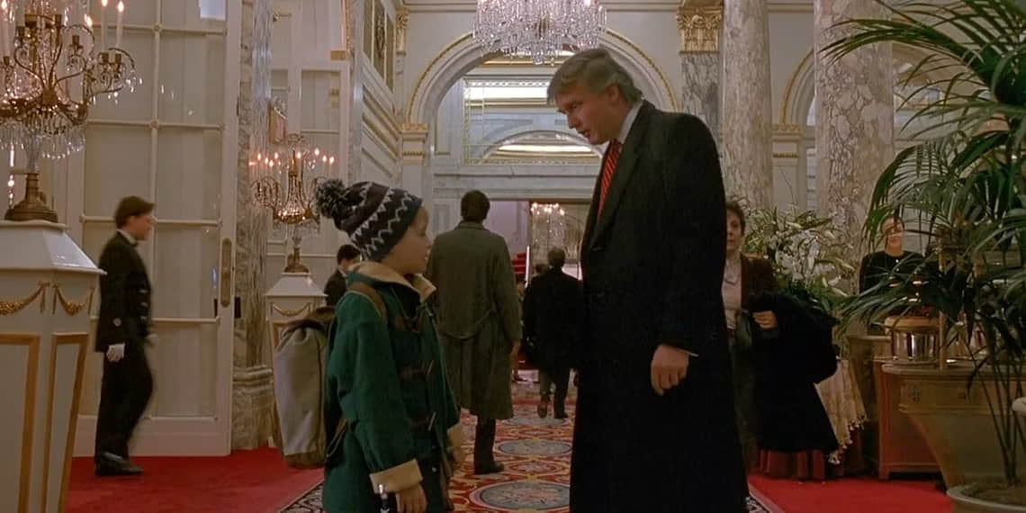 macauley-culkin-donald-trump-in-home-alone-2