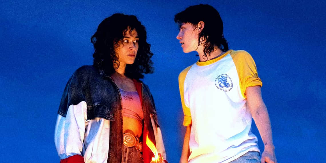 katy-o-brian-as-jackie-looking-at-kristen-stewart-as-lou-in-love-lies-bleeding