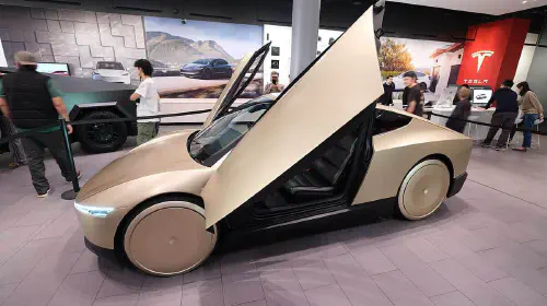 assets/Tesla.jpg