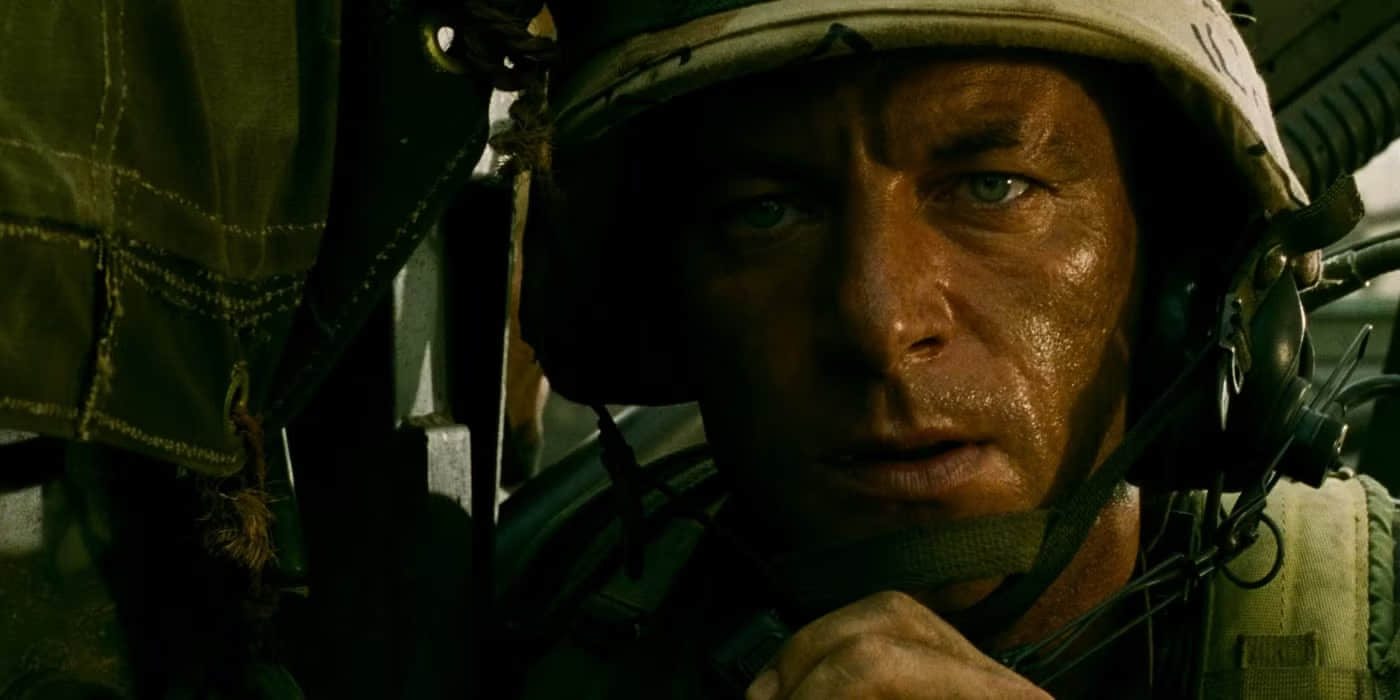 jason-isaacs-in-black-hawk-down