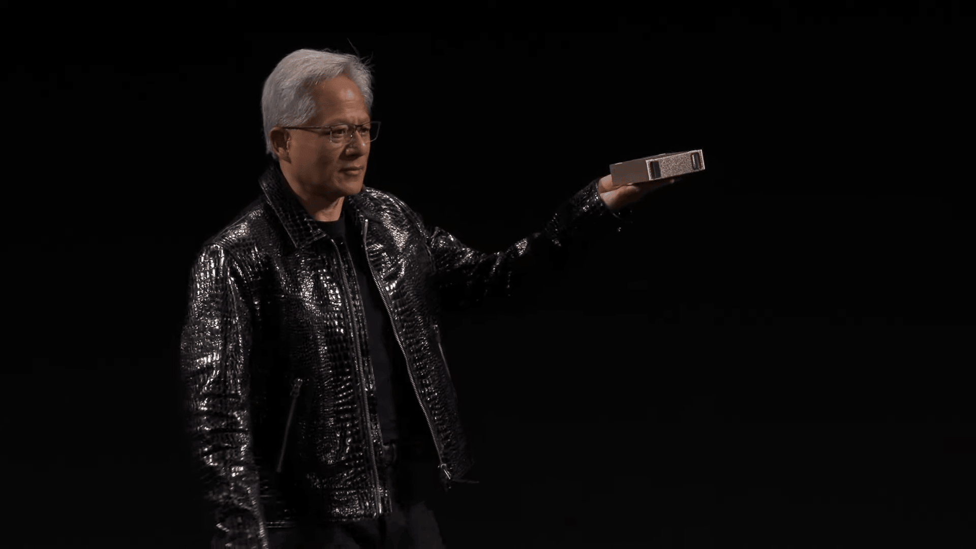 NVIDIA-CEO-Jensen-Huang-Keynote-at-CES-2025-1-24-0-screenshot