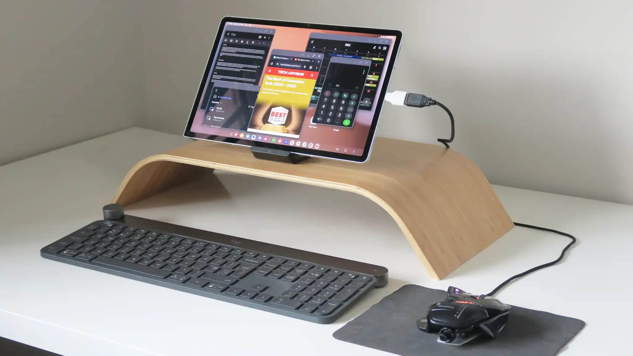 Samsung-Galaxy-Tab-S10-Plus-review-Samsung-DeX-desk-setup-1