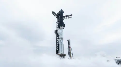 assets/SPACEX-STARSHIP-FLIGHT-7-FULL-STACK-1-WET-DRESS-1456x819.jpeg