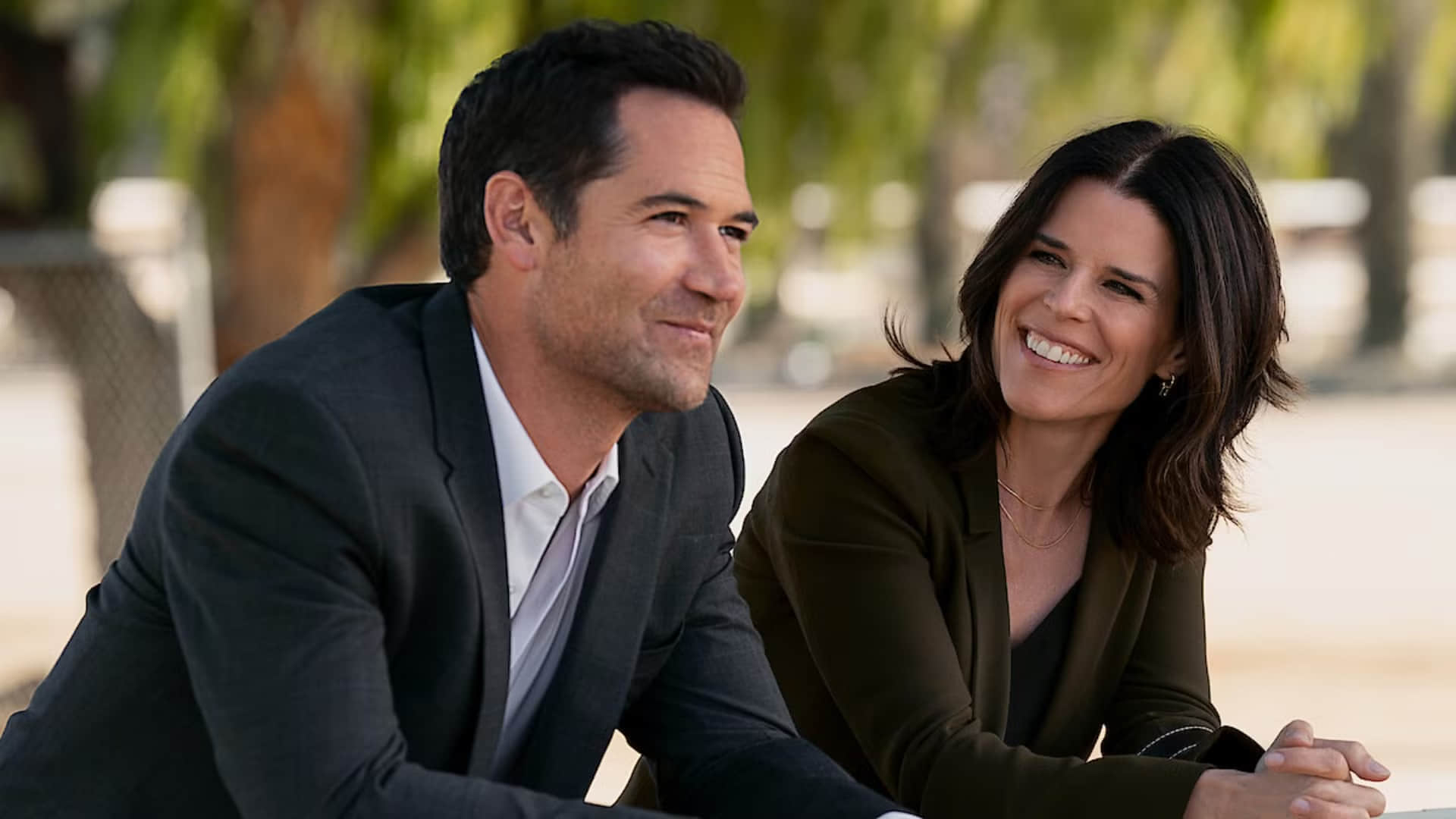 manuel-garcia-rulfo-neve-campbell-in-the-lincoln-lawyer