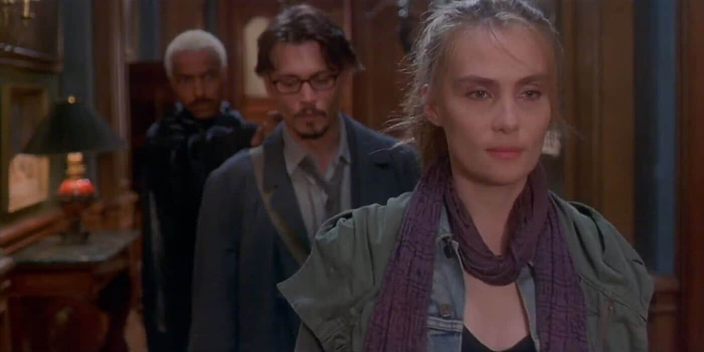 johnny-depp-and-emmanuelle-seigner-in-the-ninth-gate
