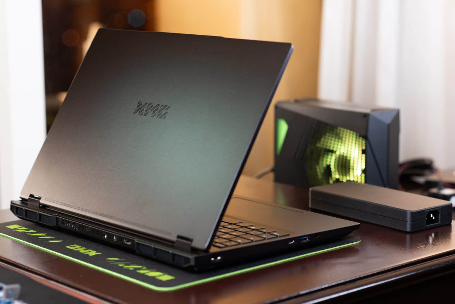 CES-2025-XMG-NEO-16-4-1456x972