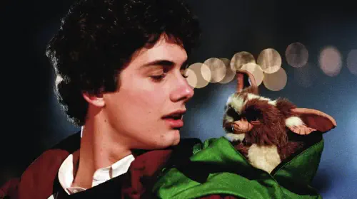 assets/gremlins-gizmo-billy.jpeg