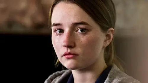 assets/kaitlyn-dever-in-the-last-of-us-2.jpeg