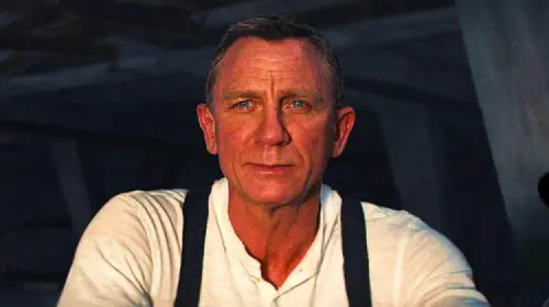 assets/daniel-craig-as-james-bond-in-no-time-to-die.jpeg