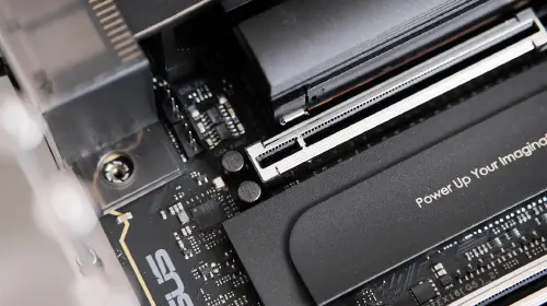 assets/asus-q-release-slim-motherboard-1.jpeg