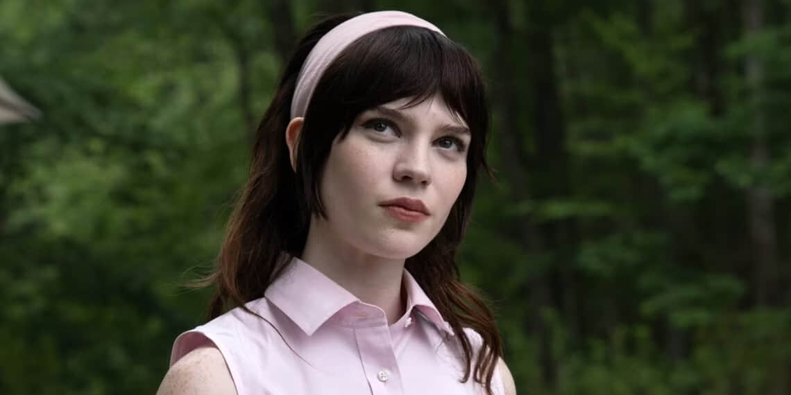sophie-thatcher-in-companion-1