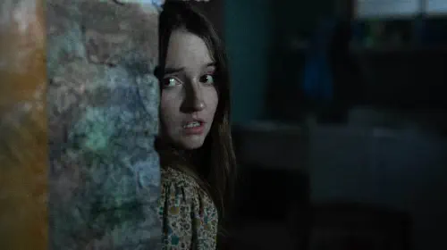 assets/no-one-will-save-you-kaitlyn-dever.jpeg
