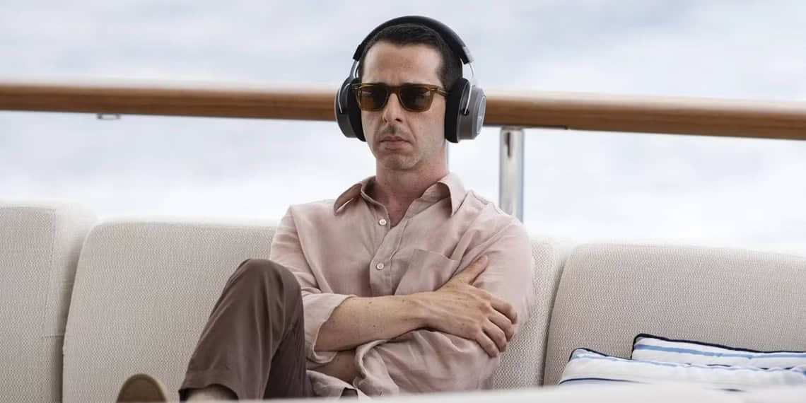 jeremy-strong-as-kendall-roy-in-succession