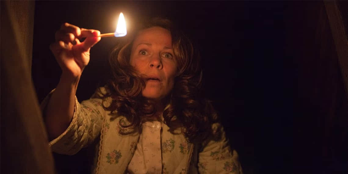 lili-taylor-as-carolyn-perron-in-the-conjuring