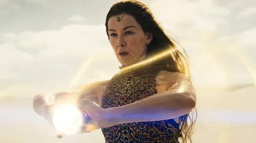assets/rosamund-pike-in-the-wheel-of-time-season-3-magic.jpeg