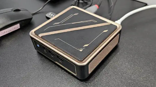 assets/Sapphire-Edge-AI-Mini-PC.jpeg
