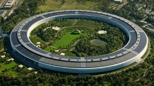 assets/63120-131146-Apple-Park-23-xl.jpeg