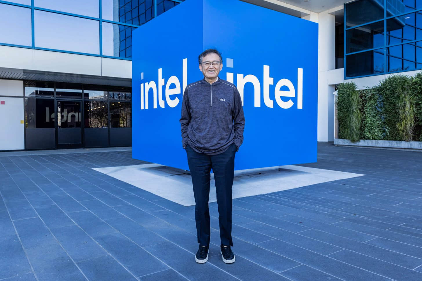 Intel-CEO-Tan-Day1-2-1456x971