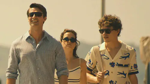 assets/patrick-schwarzenegger-in-the-white-lotus.jpeg