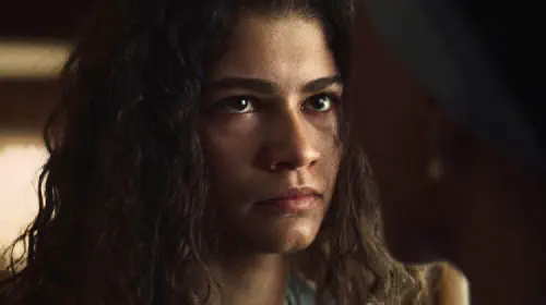 assets/zendaya-as-rue-in-euphoria-season-2-1.jpeg
