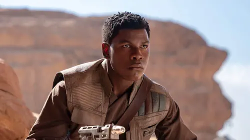 assets/john-boyega-as-finn-in-star-wars-the-rise-of-skywalker.jpeg