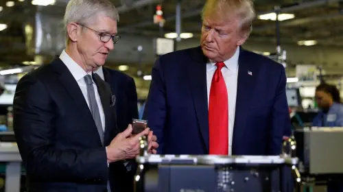 assets/Tim-Cook-and-Donald-Trump.jpeg