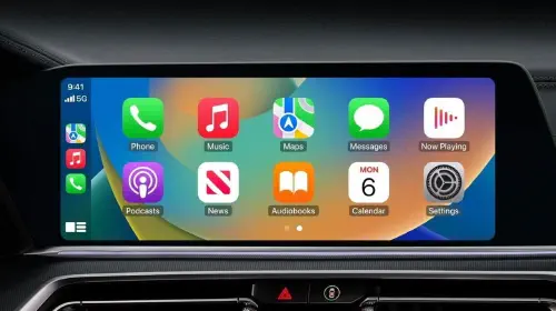 assets/63208-131330-000-CarPlay-xl.jpeg