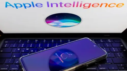 assets/apple-intelligence-iphone-mac.jpeg