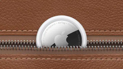 assets/Apple-AirTag.jpeg