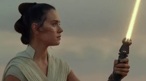 assets/daisy-ridley-as-rey-skywalker-in-star-wars.jpeg