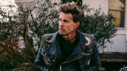 assets/austin-butler-in-the-bikeriders.jpeg