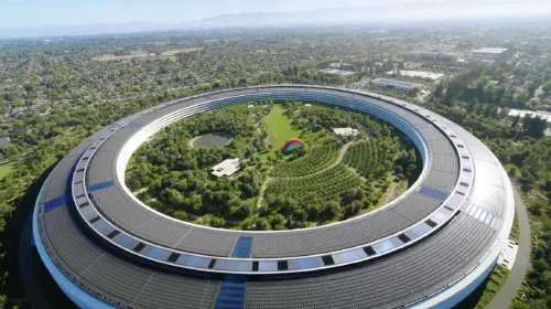 assets/63427-131800-63170-131268-Apple-Park-xl-xl.jpeg