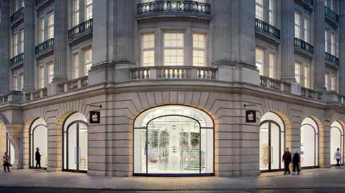 assets/63393-131724-applestoreamsterdam-xl.jpeg