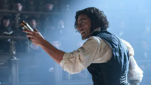 assets/oscar-isaac-in-frankenstein.jpeg