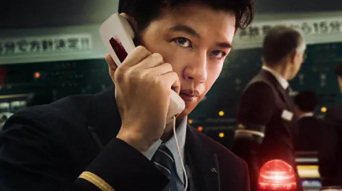 assets/81629968-bullet-train-explosion-netflix-1_825x464.jpeg