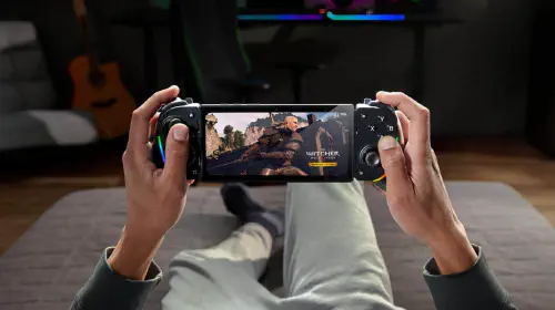 assets/63311-131557-razerapp1-xl.jpeg