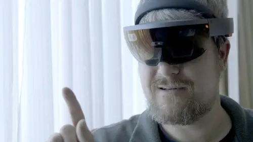 assets/Hololens-Hachman.jpeg