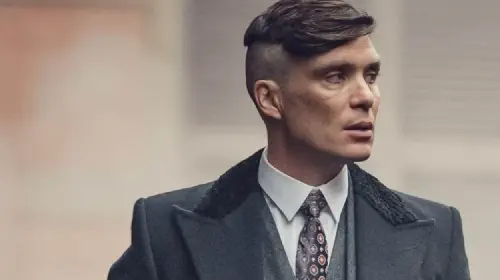 assets/cillian-murphy-in-peaky-blinders.jpeg