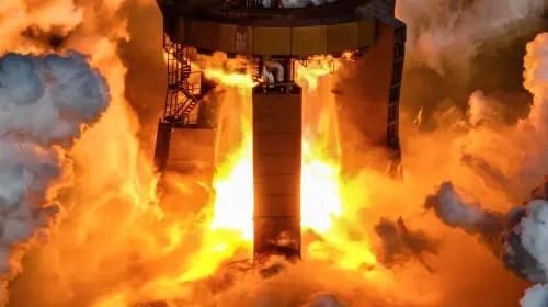 assets/SPACEX-STARSHIP-SUPER-HEAVY-STATIC-FIRE-3-scaled.jpeg